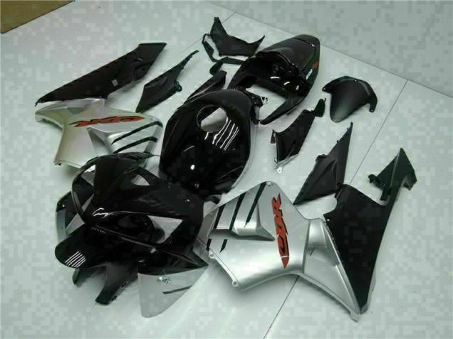 2005-2006 Silver Honda CBR600RR Motorbike Fairings UK Factory 2005-2006 Silver Honda CBR600RR Motorbike Fairings UK Factory