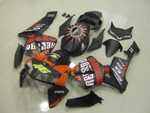 2005-2006 Matte Black Rossi Honda CBR600RR Motorbike Fairing UK Factory 2005-2006 Matte Black Rossi Honda CBR600RR Motorbike Fairing UK Factory