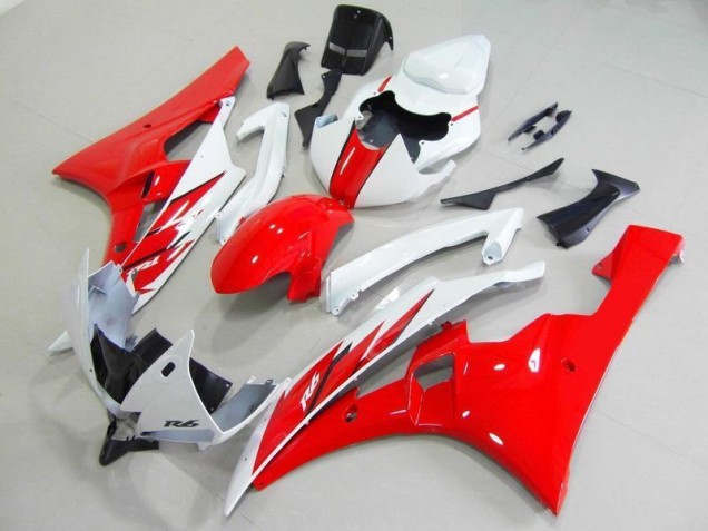 2006-2007 Red White Yamaha YZF R6 Motorcycle Fairings Kit UK Factory 2006-2007 Red White Yamaha YZF R6 Motorcycle Fairings Kit UK Factory