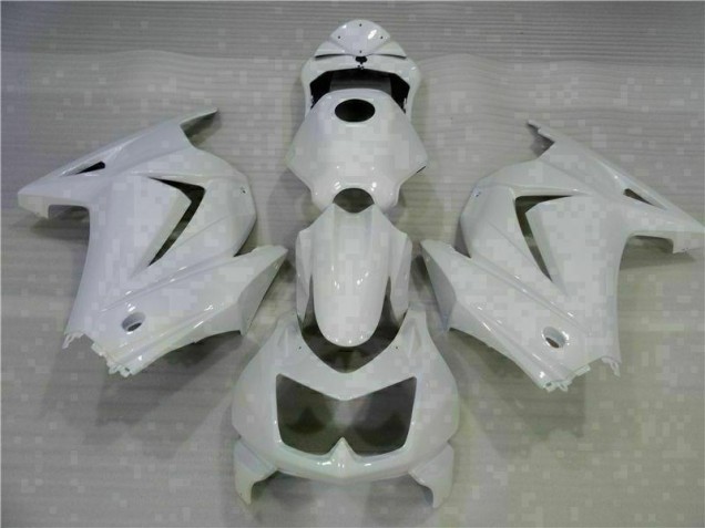 2008-2012 White Kawasaki EX250 Motorcycle Replacement Fairings UK Factory 2008-2012 White Kawasaki EX250 Motorcycle Replacement Fairings UK Factory