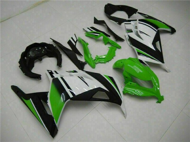 2013-2016 Green Black Silver Kawasaki EX300 Moto Fairings UK Factory 2013-2016 Green Black Silver Kawasaki EX300 Moto Fairings UK Factory