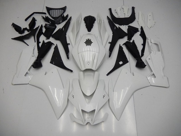 2011-2018 White Aprilia RS4 50 125 Motorcycle Fairings Kits UK Factory 2011-2018 White Aprilia RS4 50 125 Motorcycle Fairings Kits UK Factory