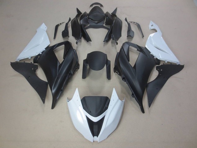 2013-2018 Black White Kawasaki ZX6R Motorcycle Fairings UK Factory 2013-2018 Black White Kawasaki ZX6R Motorcycle Fairings UK Factory