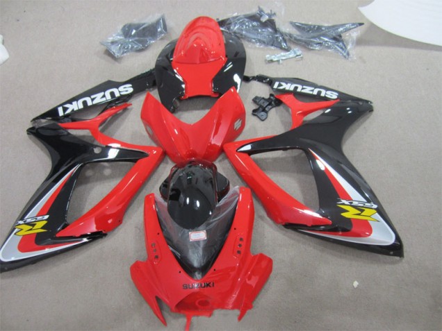 2006-2007 Red Black Suzuki GSXR600 Replacement Fairings UK Factory 2006-2007 Red Black Suzuki GSXR600 Replacement Fairings UK Factory