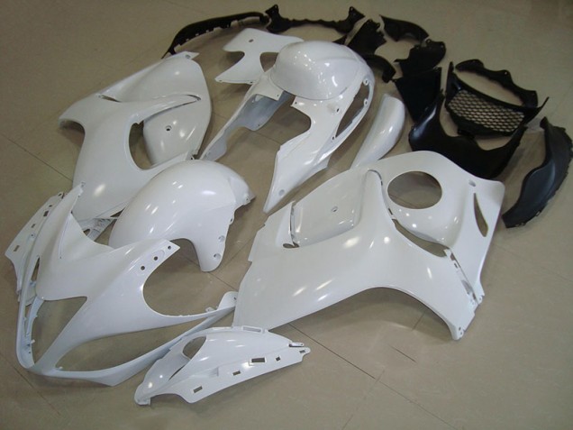 1996-2007 White Suzuki GSXR1300 Hayabusa Motorbike Fairing UK Factory 1996-2007 White Suzuki GSXR1300 Hayabusa Motorbike Fairing UK Factory