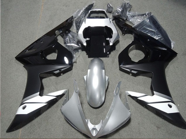 2003-2005 Black Yamaha YZF R6 Motorcycle Fairing Kit UK Factory 2003-2005 Black Yamaha YZF R6 Motorcycle Fairing Kit UK Factory